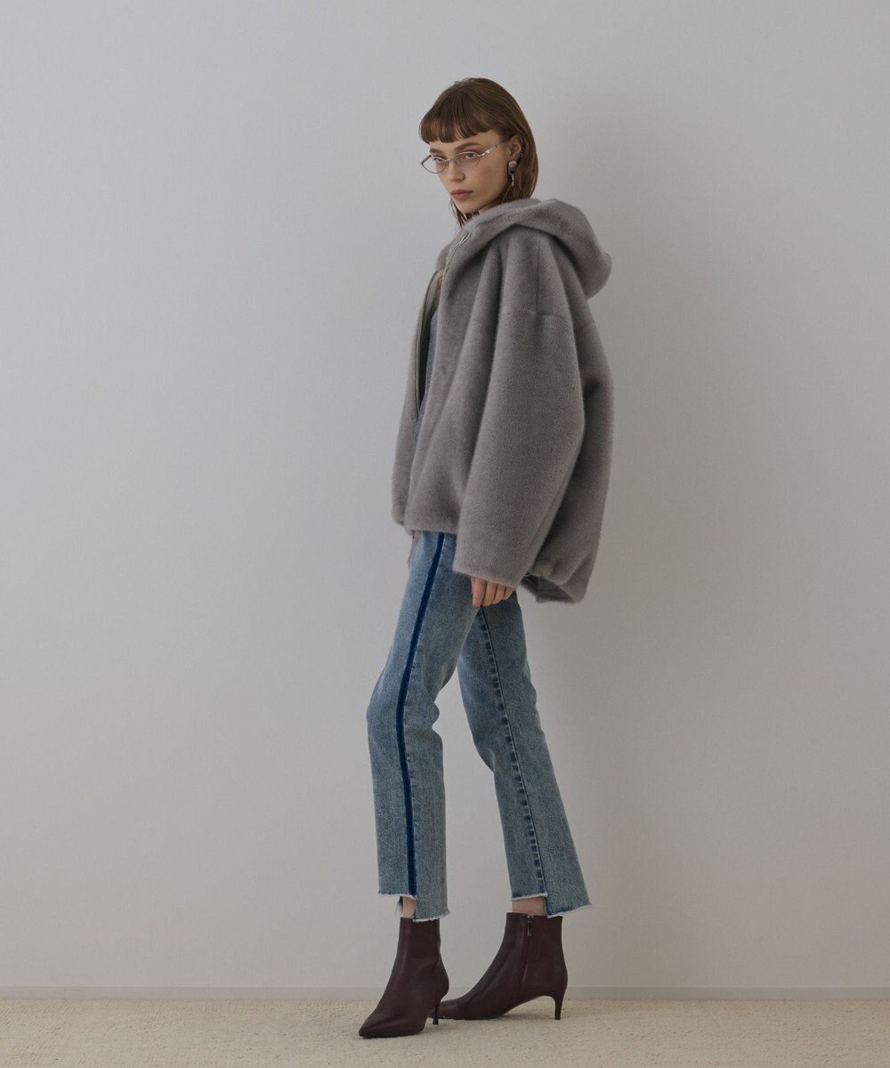 GRACE CONTINENTAL ラインスリムデニムパンツ 