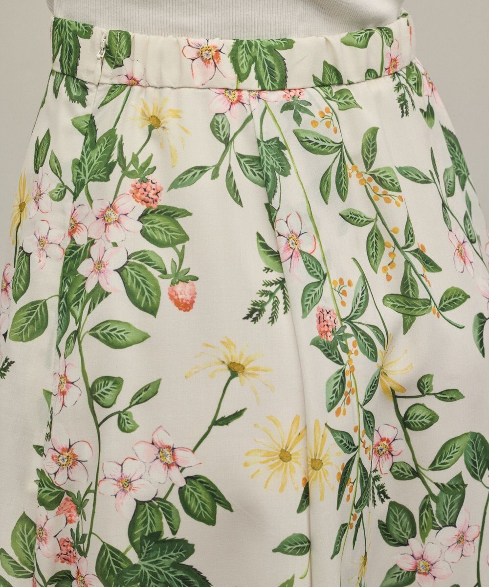 GRACE CONTINENTAL プリントタックフレアスカート 