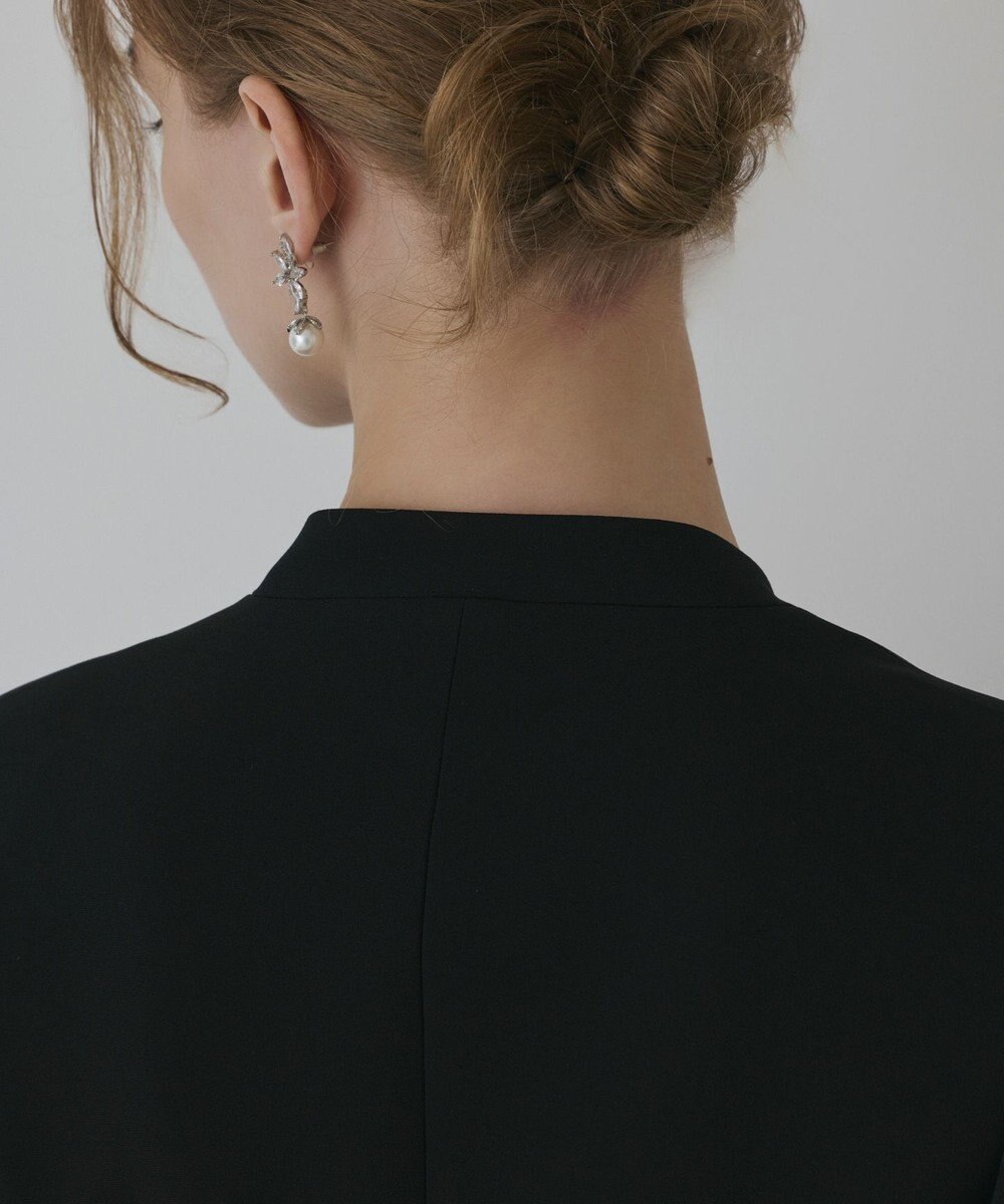 GRACE CONTINENTAL パールボタンノーカラージャケット 