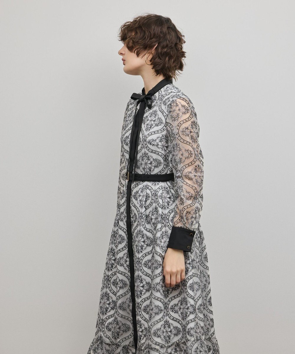 GRACE CONTINENTAL オーナメント刺繍フレアワンピース 