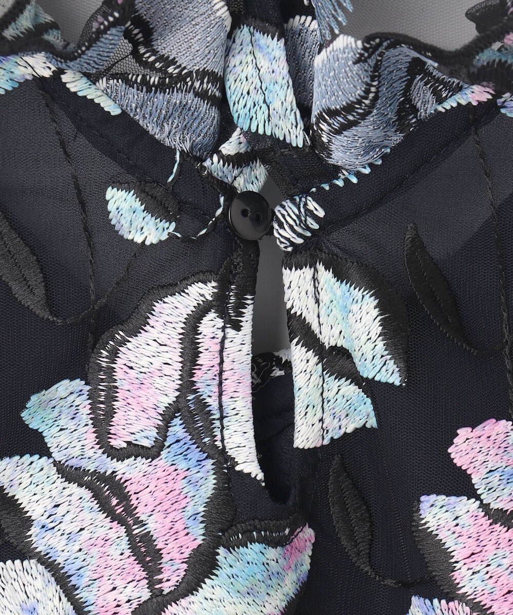 GRACE CONTINENTAL フラワー刺繍プリントトップ 