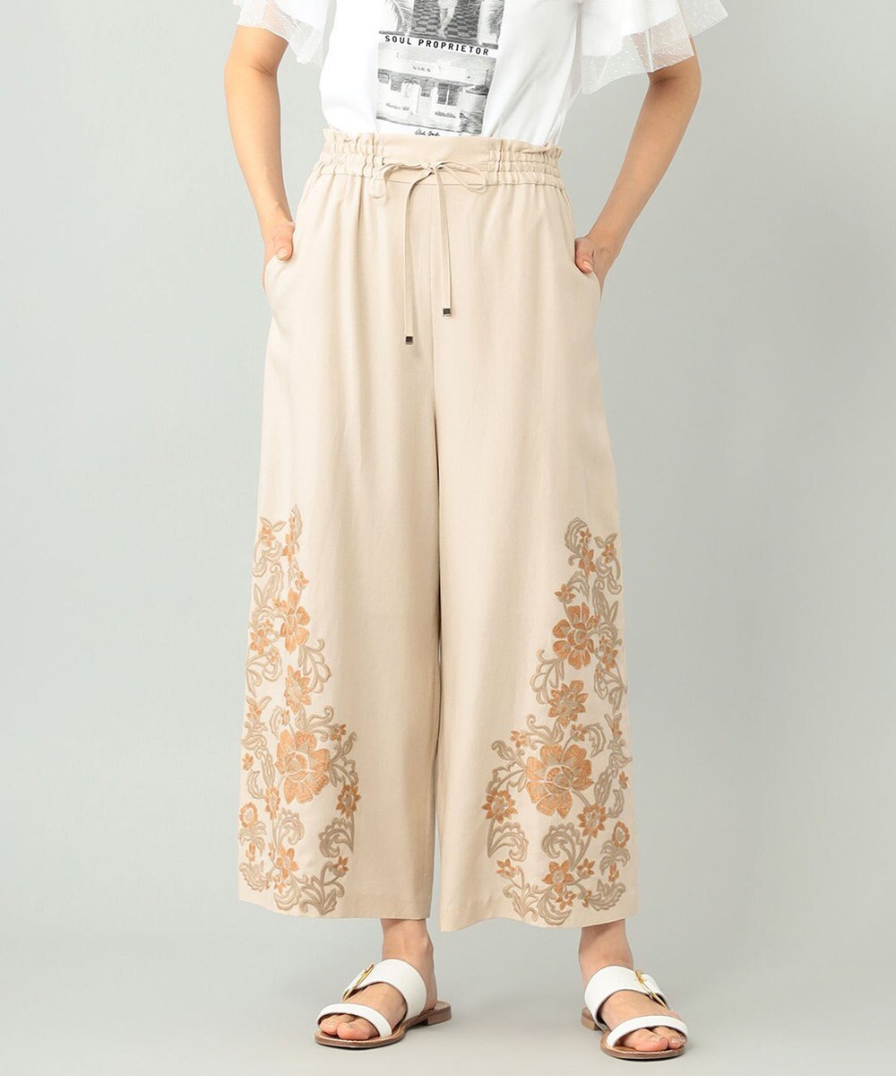 GRACE CONTINENTAL クロップドワイド刺繍パンツ ベージュ