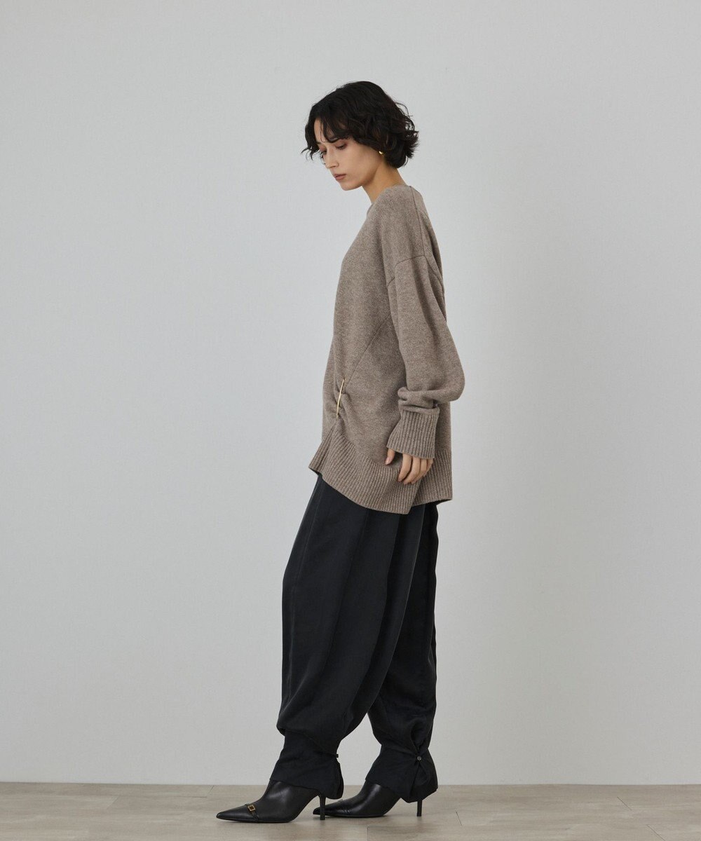GRACE CONTINENTAL イレヘムブローチニットトップ 