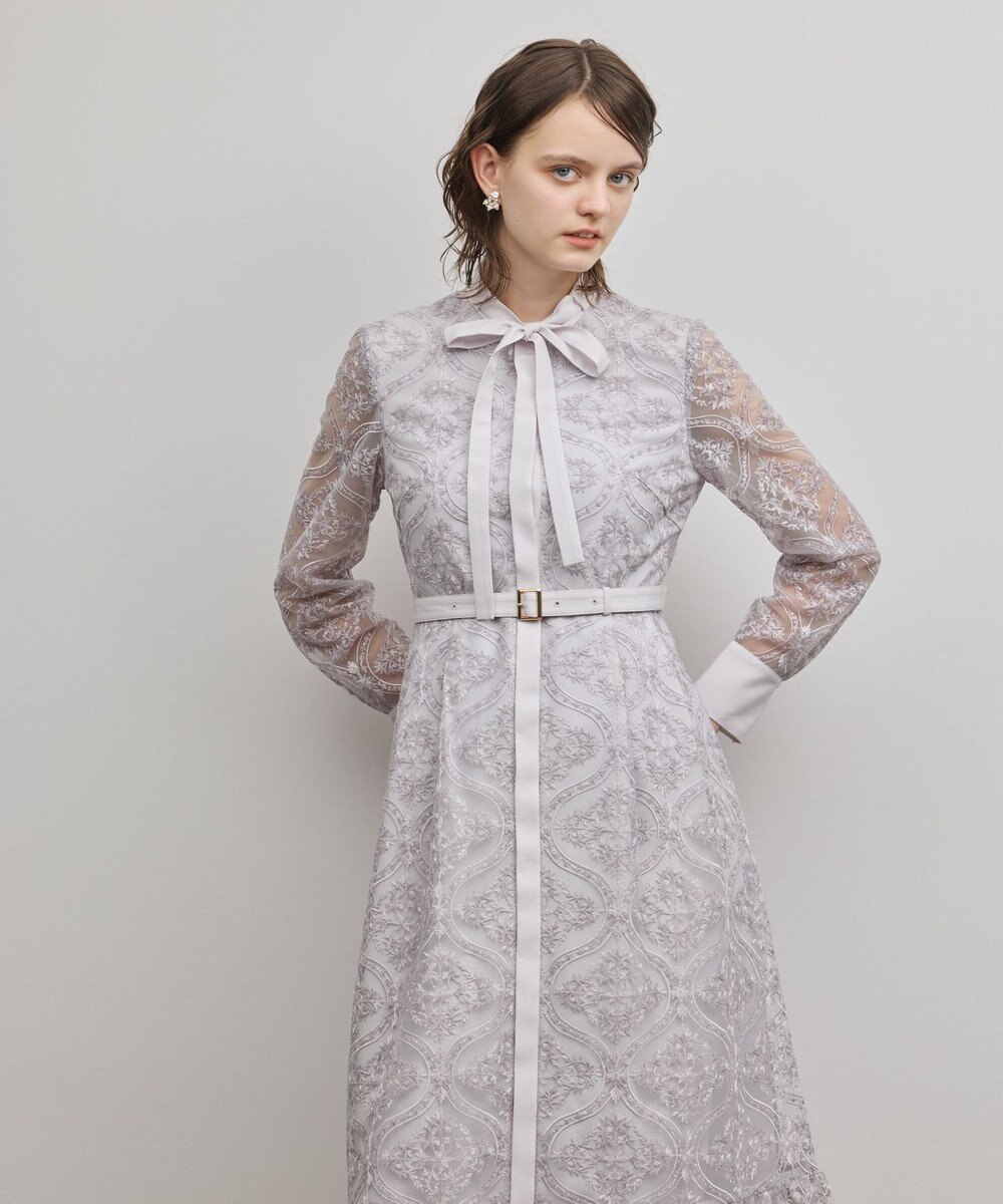 GRACE CONTINENTAL オーナメント刺繍フレアワンピース 