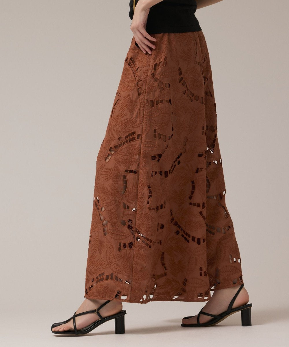 GRACE CONTINENTAL カットワークバギーパンツ