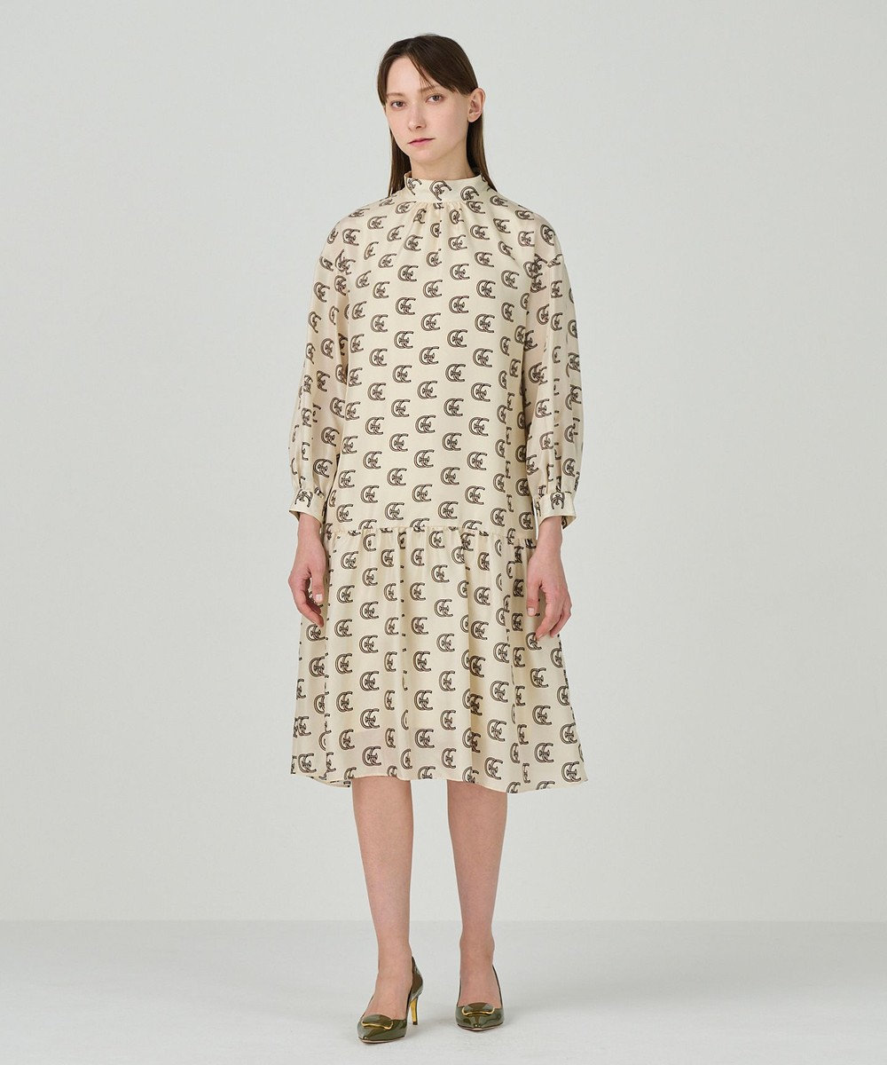 GRACE CONTINENTAL シルクモノグラムドレス