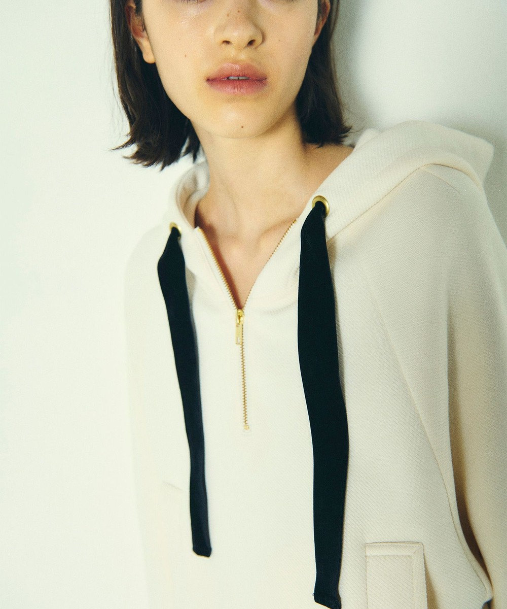 GRACE CONTINENTAL ハーフジップフードトップ