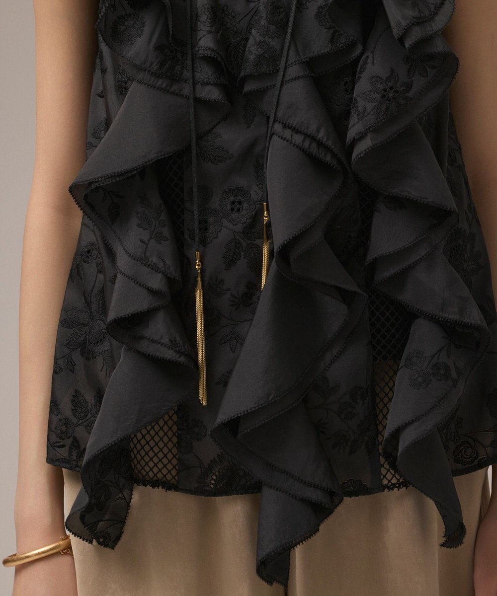 GRACE CONTINENTAL エンブロイダリーキャミブラウス 