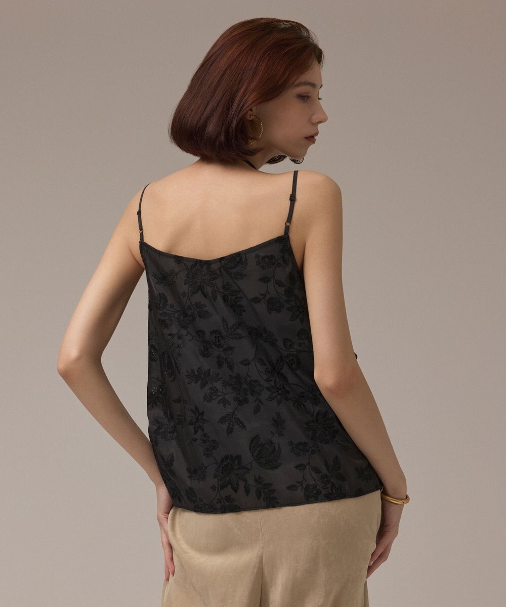 GRACE CONTINENTAL エンブロイダリーキャミブラウス 