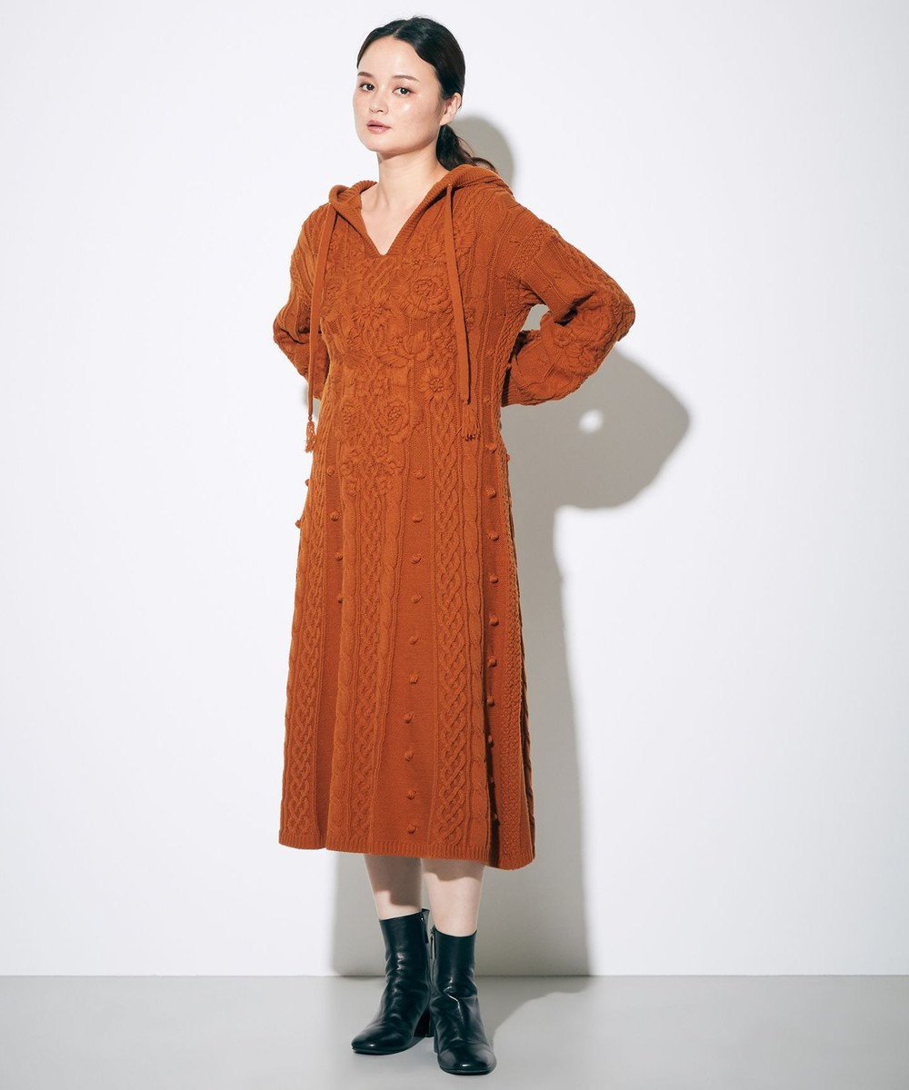 フラワー刺繍フレアニットワンピース Grace Continental Grace Continental グレースコンチネンタル 通販 フラワー刺繍フレアニットワンピース Grace Continental Grace Continental グレースコンチネンタル 通販