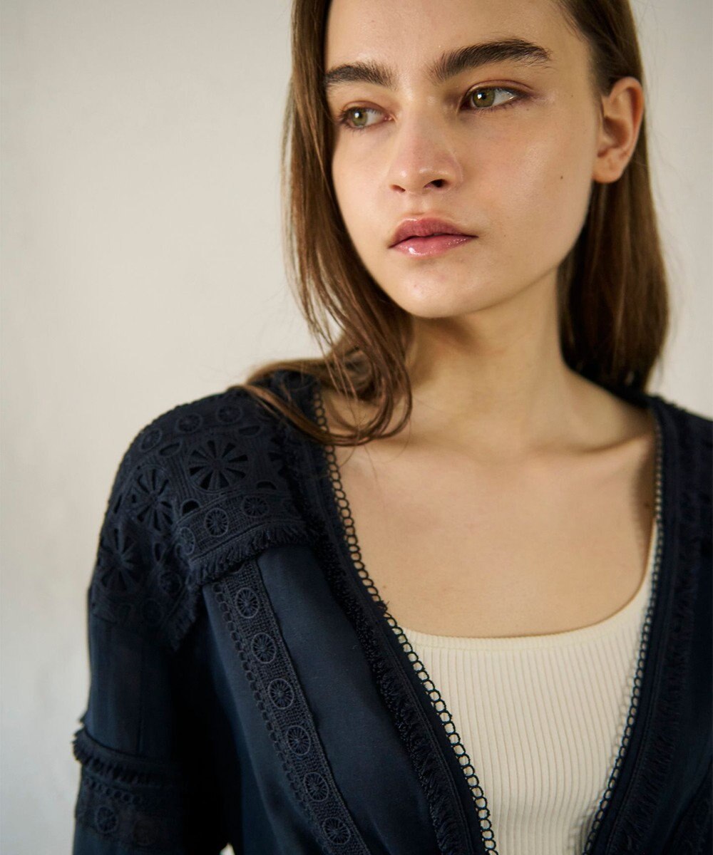 GRACE CONTINENTAL レースパッチブラウス