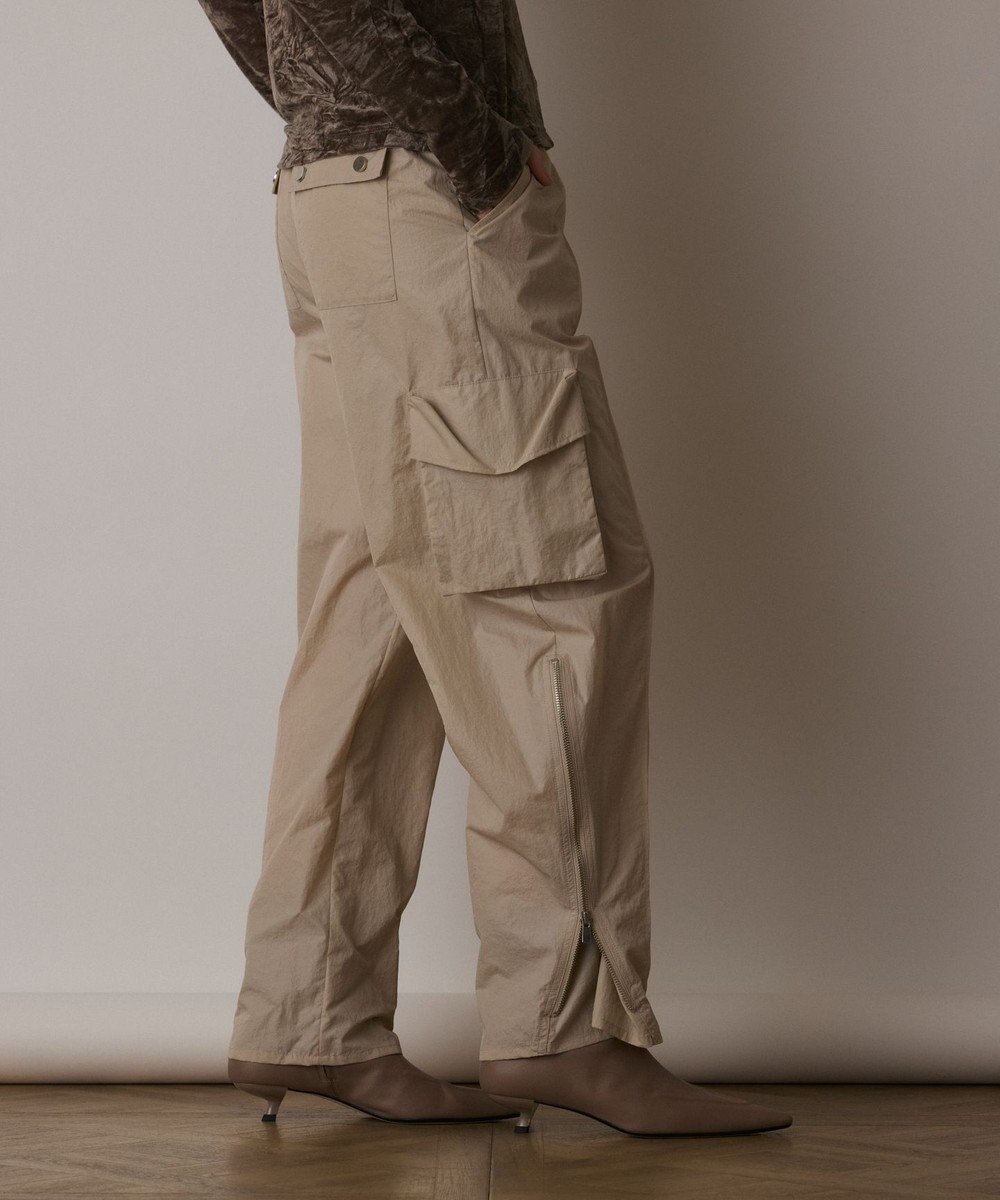 GRACE CONTINENTAL ナイロンジップカーゴパンツ