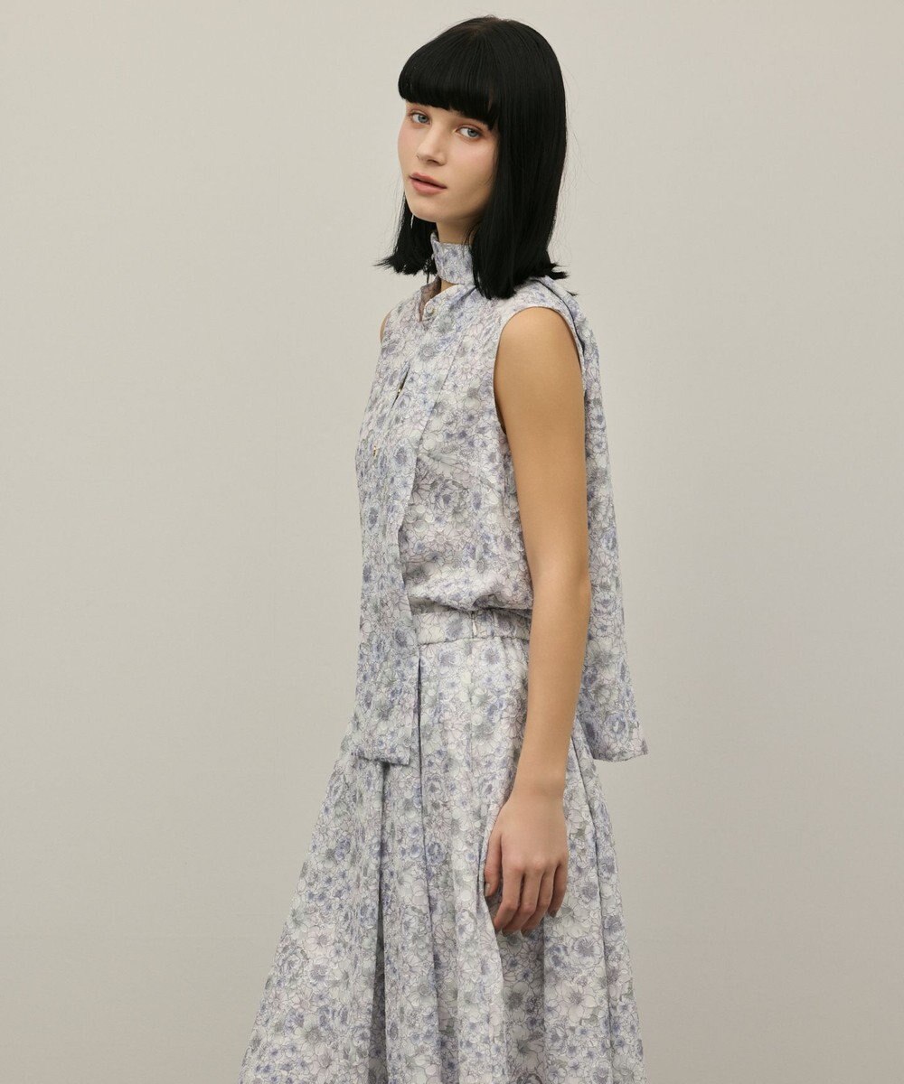 GRACE CONTINENTAL シアーフラワープリントジャガードブラウス 