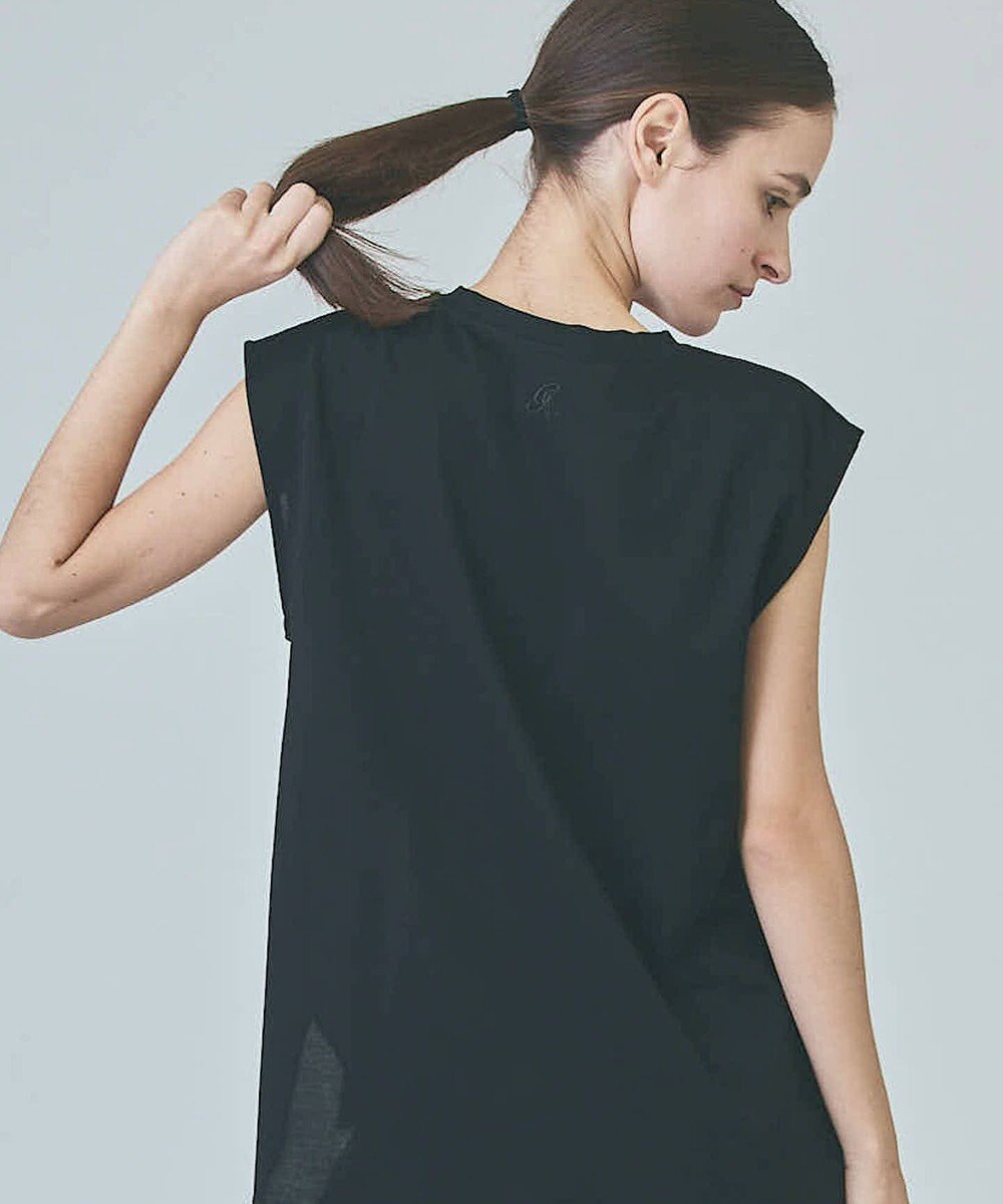 GRACE CONTINENTAL バックロゴ刺繍ノースリーブ