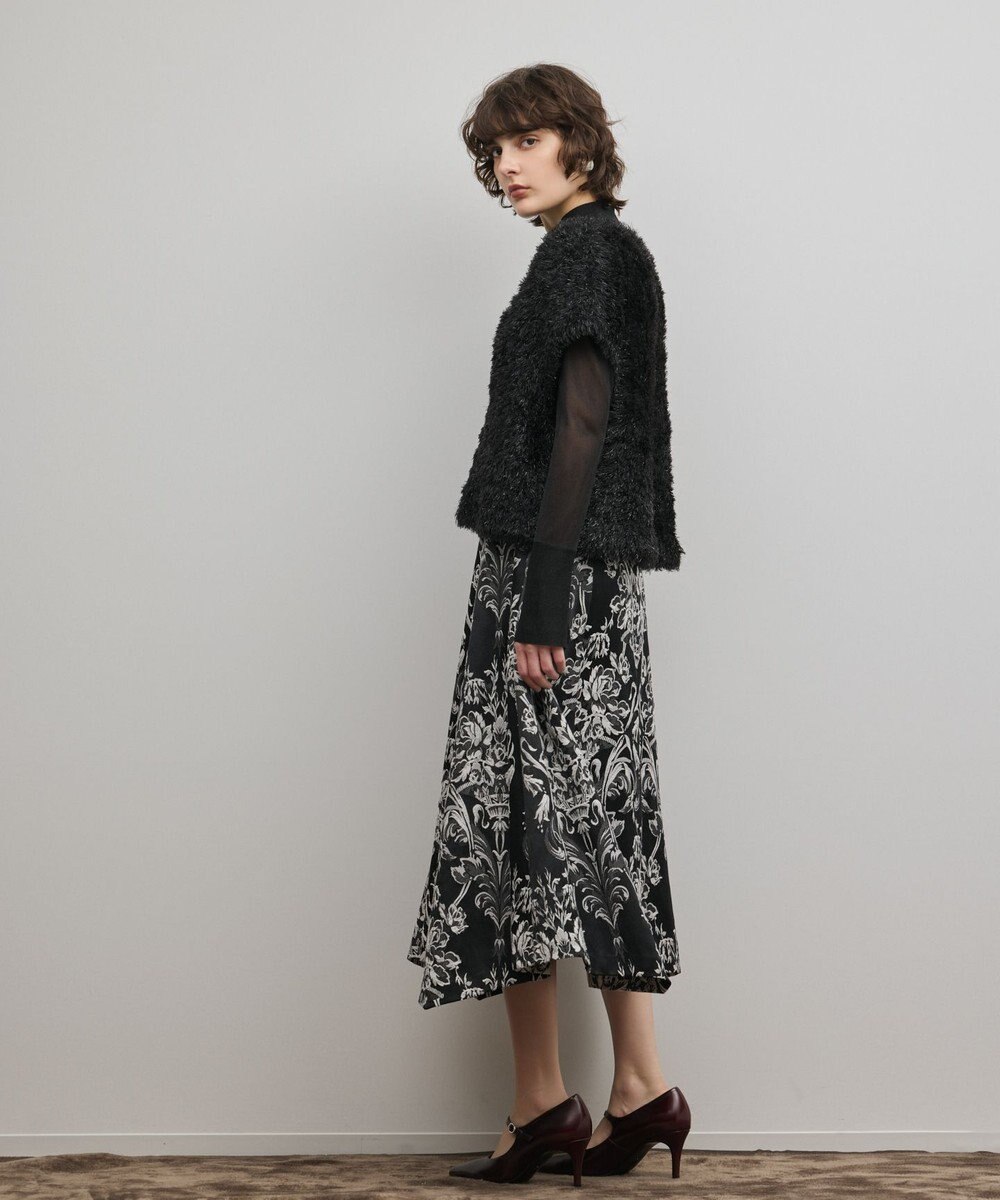 GRACE CONTINENTAL ラメフェザーベスト 