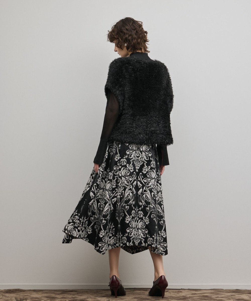 GRACE CONTINENTAL ラメフェザーベスト 