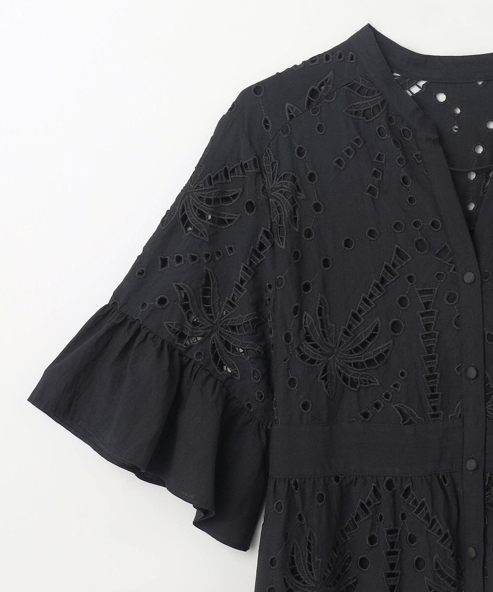 GRACE CONTINENTAL ヤシ柄カットワークワンピース 