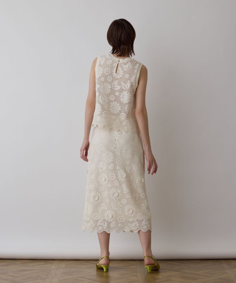 GRACE CONTINENTAL クロシュ刺繍トップ 