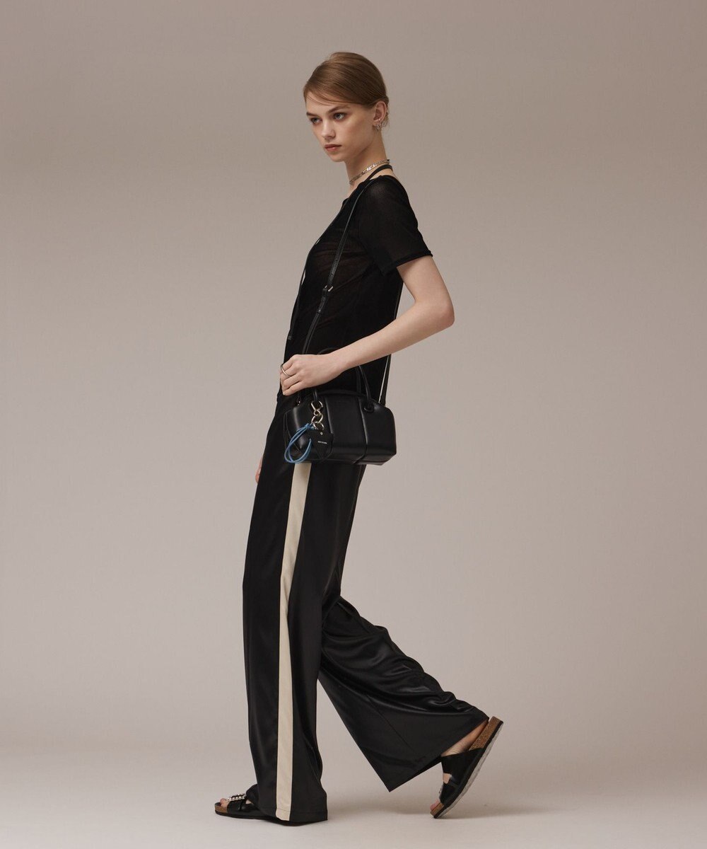 GRACE CONTINENTAL レザーライクパンツ 