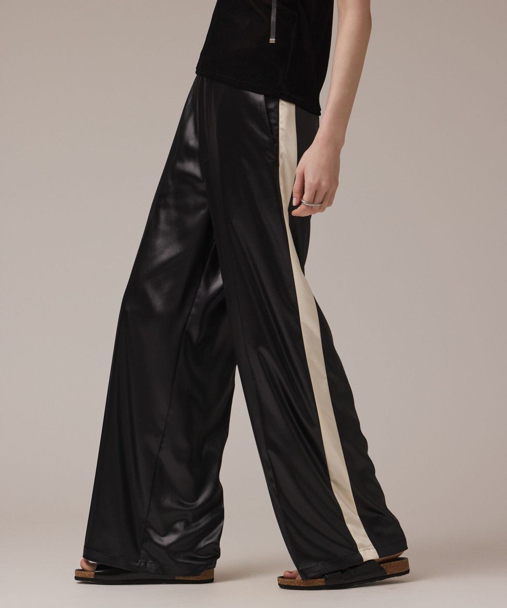 GRACE CONTINENTAL レザーライクパンツ 