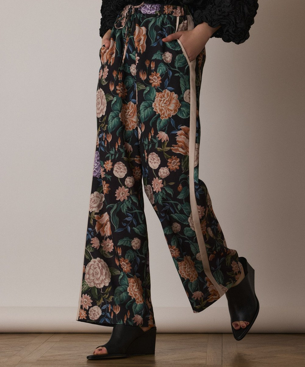 GRACE CONTINENTAL アンティークフラワープリントパンツ