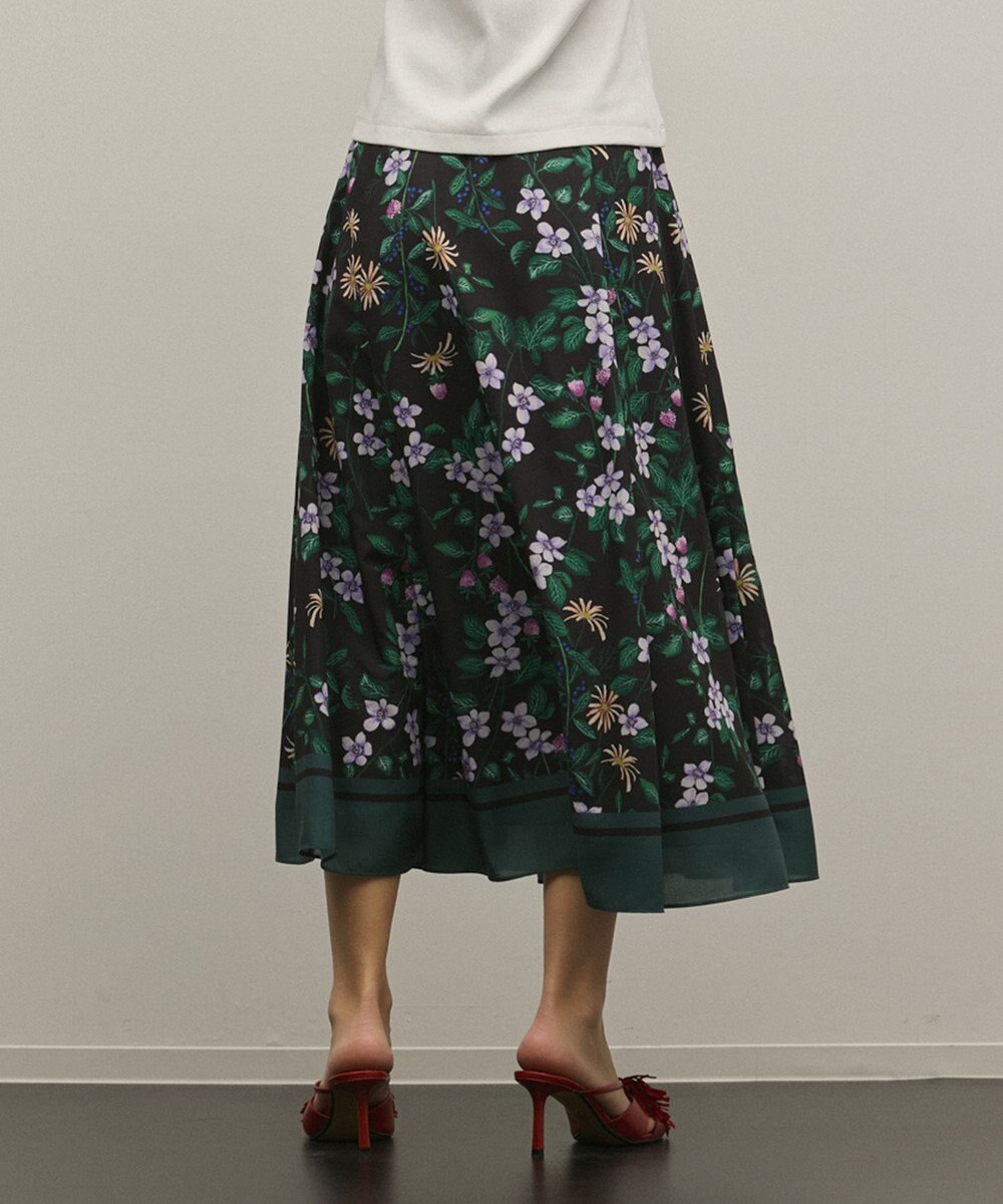 GRACE CONTINENTAL プリントタックフレアスカート 