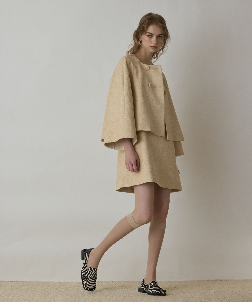 GRACE CONTINENTAL サラサジャガードケープジャケット 