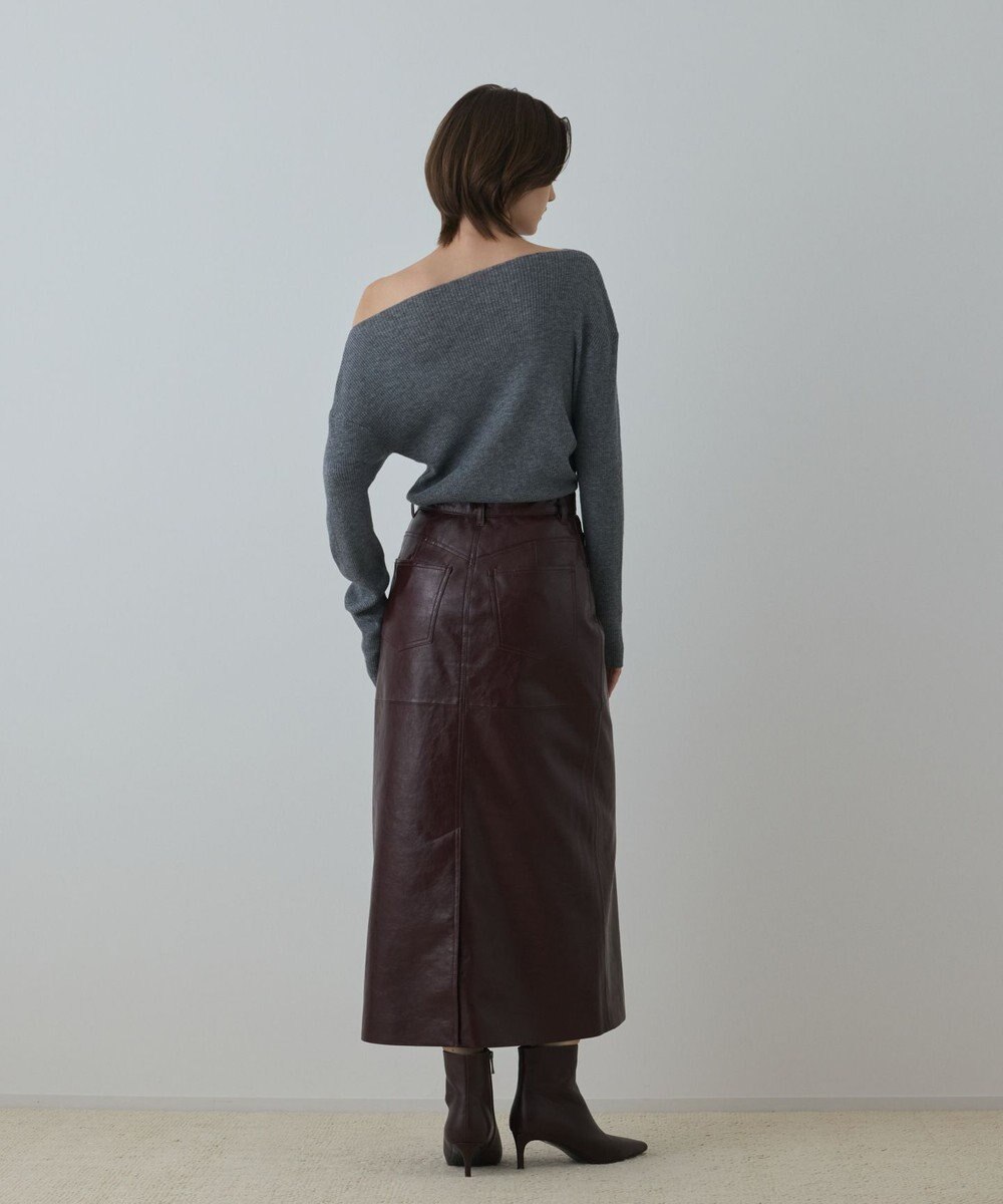 GRACE CONTINENTAL フェイクレザータイトスカート 
