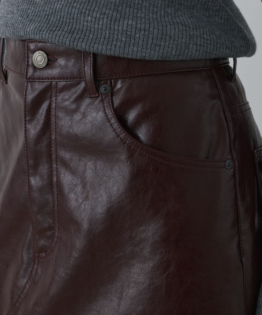 GRACE CONTINENTAL フェイクレザータイトスカート 