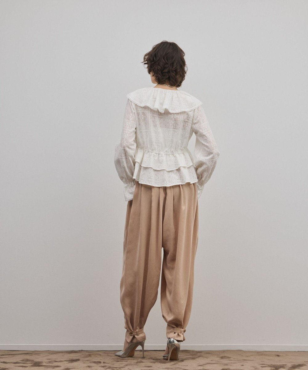 GRACE CONTINENTAL エンブロイダリーフリルブラウス 