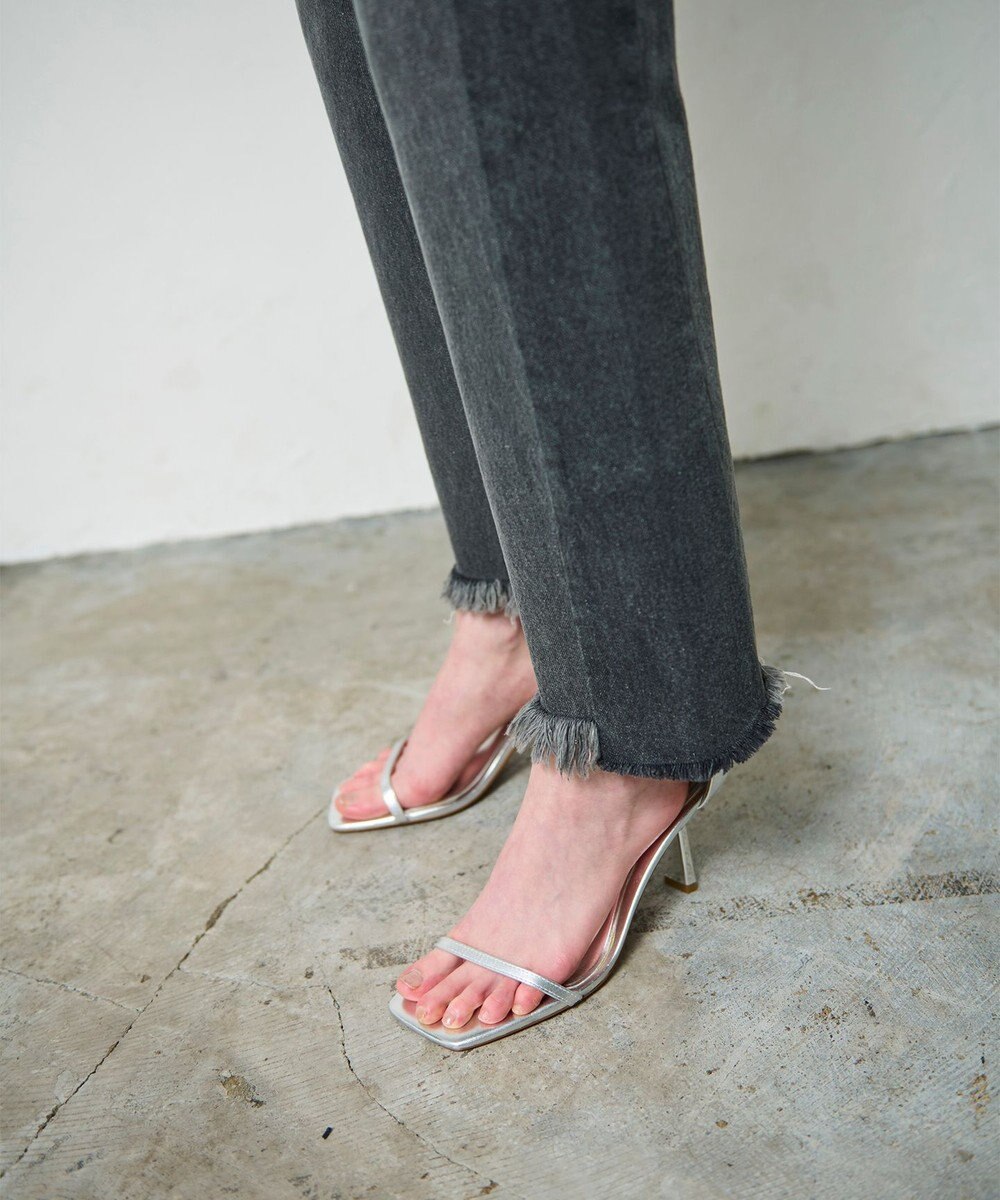 GRACE CONTINENTAL ベルトレスデニムパンツ 