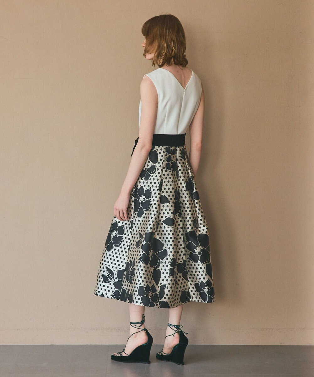 GRACE CONTINENTAL ドットボタニカルジャガードドレス 