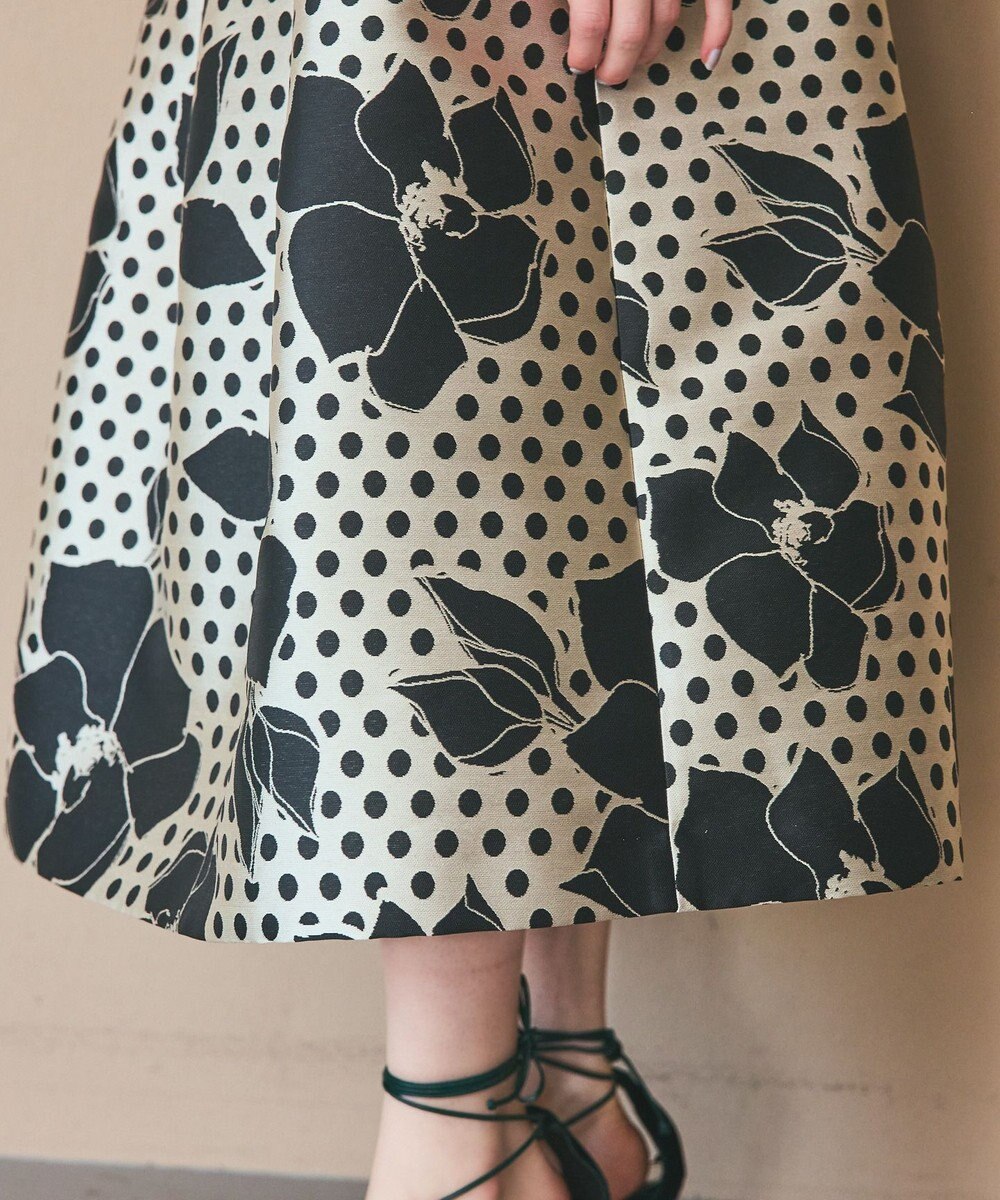 GRACE CONTINENTAL ドットボタニカルジャガードドレス 