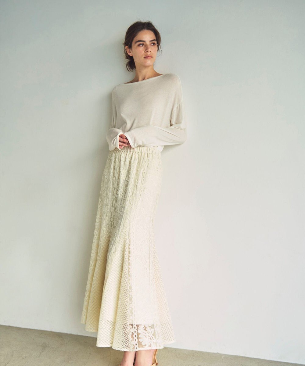 GRACE CONTINENTAL フレア刺繍スカート 