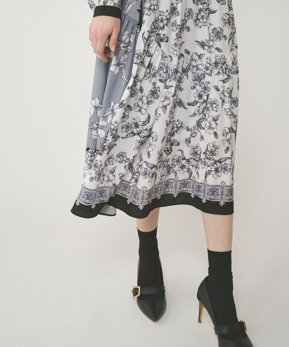 GRACE CONTINENTAL フラワーパネルプリントワンピース