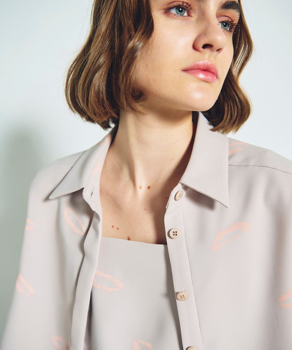 GRACE CONTINENTAL リップモチーフショートシャツ 