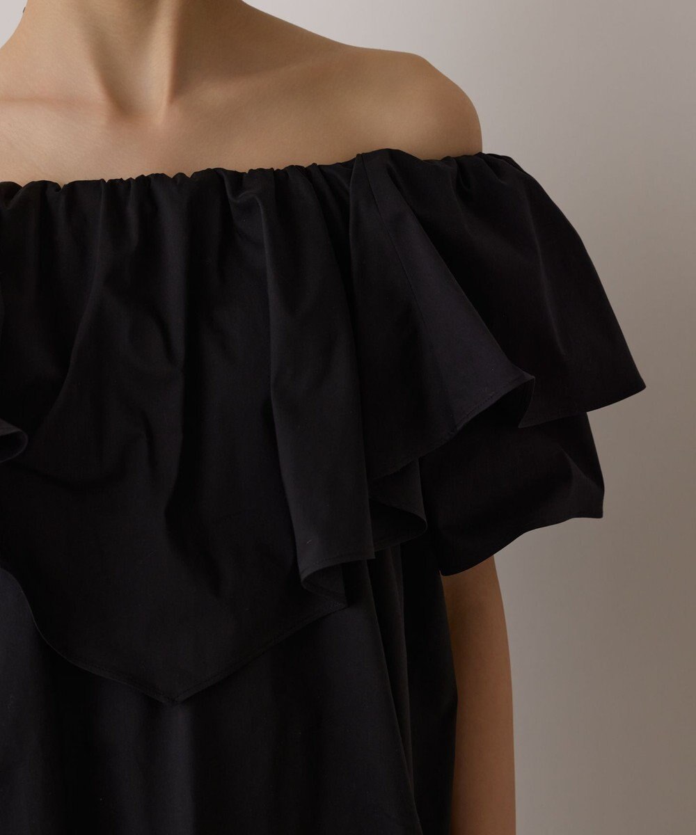 GRACE CONTINENTAL フリルオフショルトップ