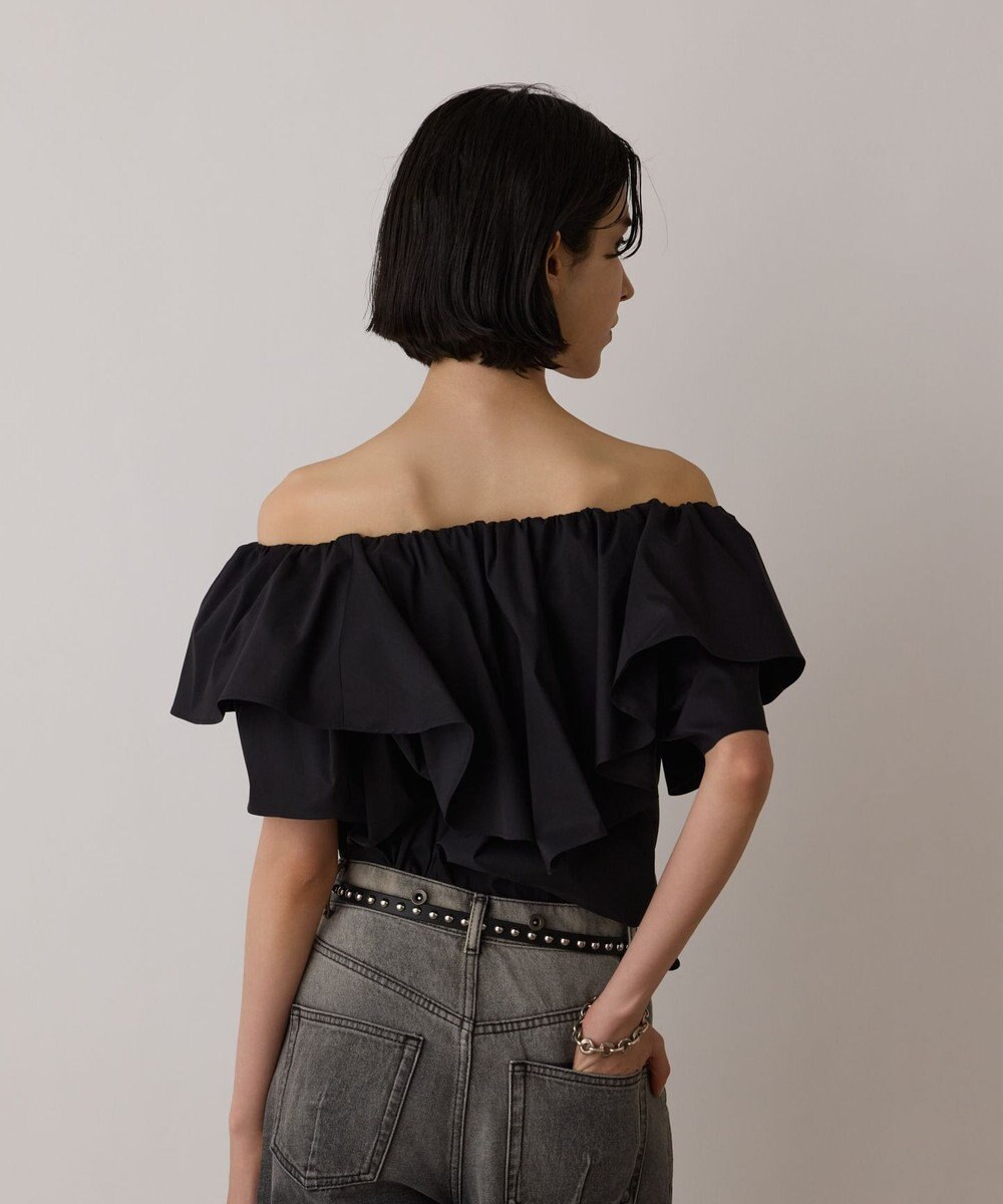 GRACE CONTINENTAL フリルオフショルトップ