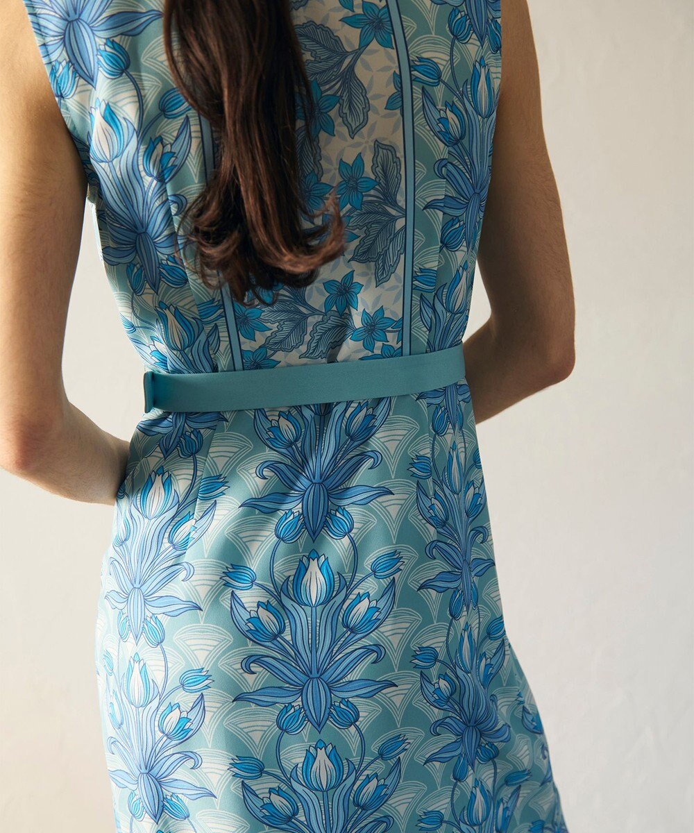 GRACE CONTINENTAL サラサストライププリントワンピース