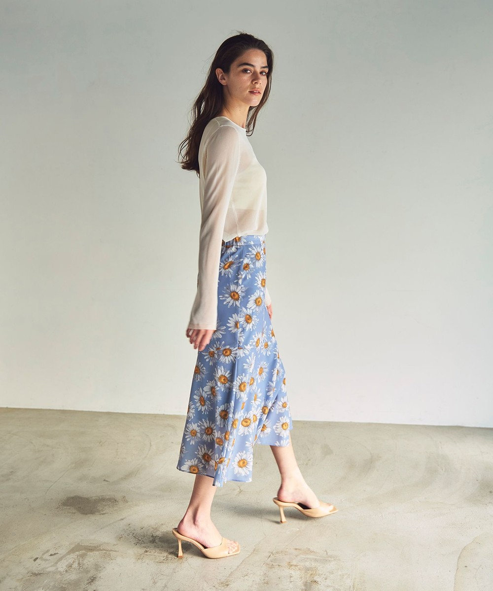 GRACE CONTINENTAL マーガレットフラワープリントスカート