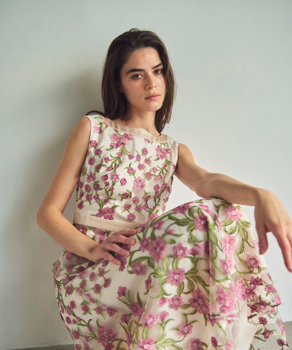 GRACE CONTINENTAL スモール3Dフラワードレス