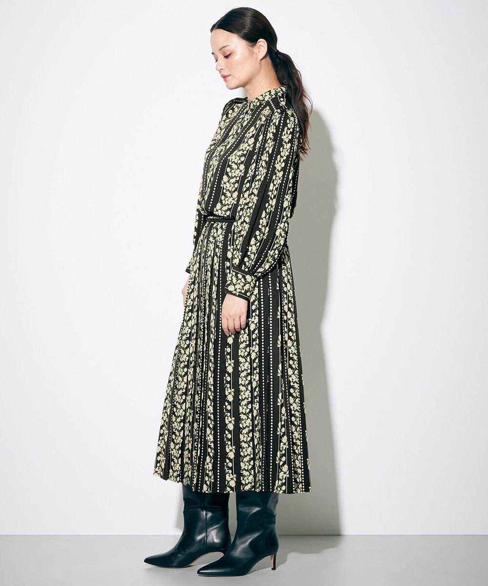 GRACE CONTINENTAL マーガレットプリントスカート