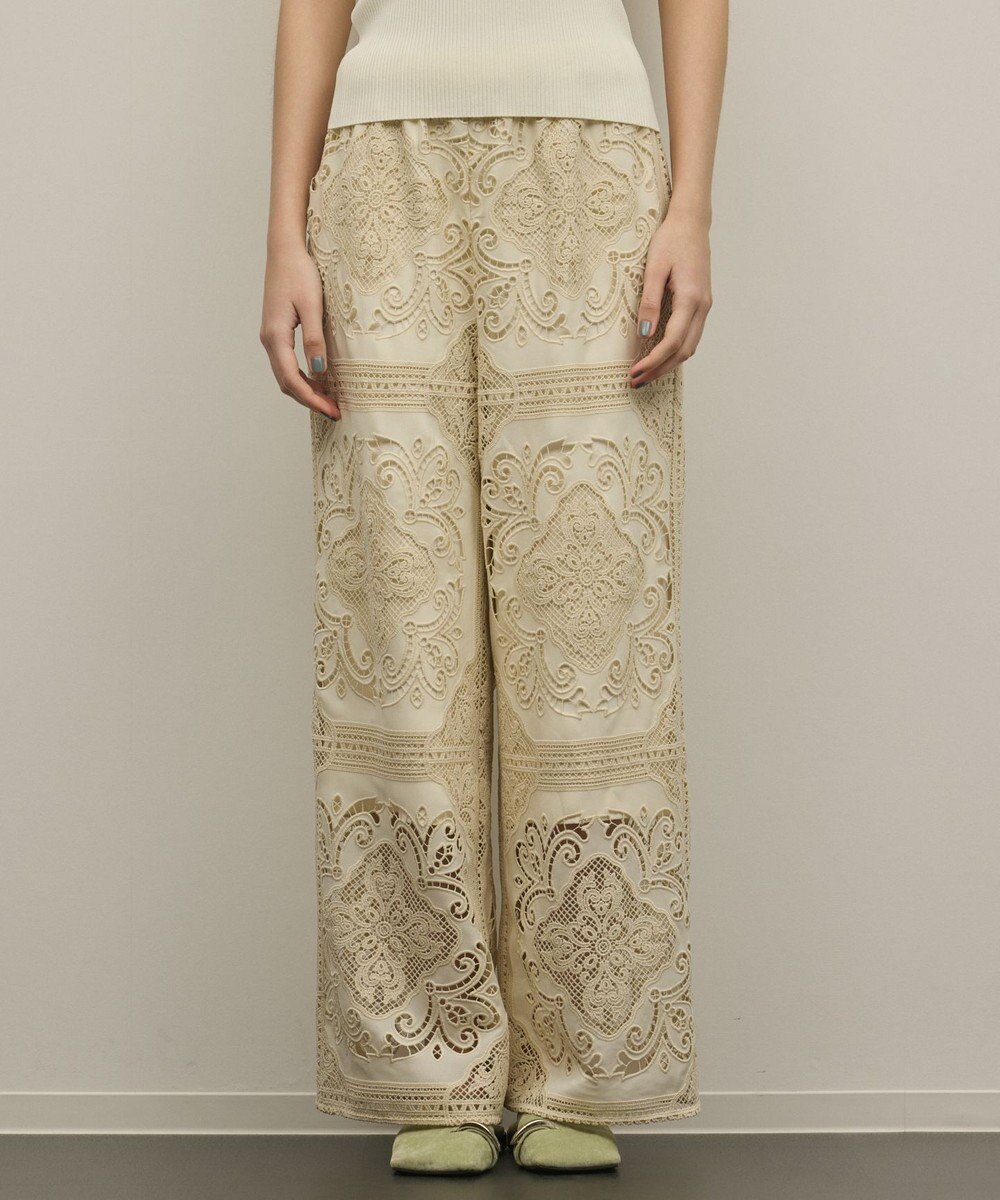 GRACE CONTINENTAL パネル刺繍パンツ 