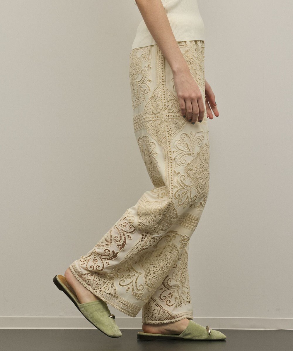 GRACE CONTINENTAL パネル刺繍パンツ 