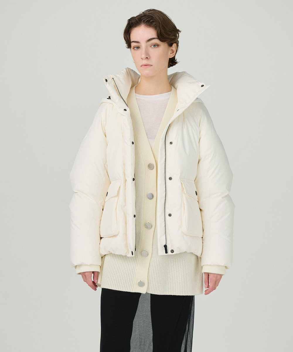 GRACE CONTINENTAL スタンドカラーダウンジャケット