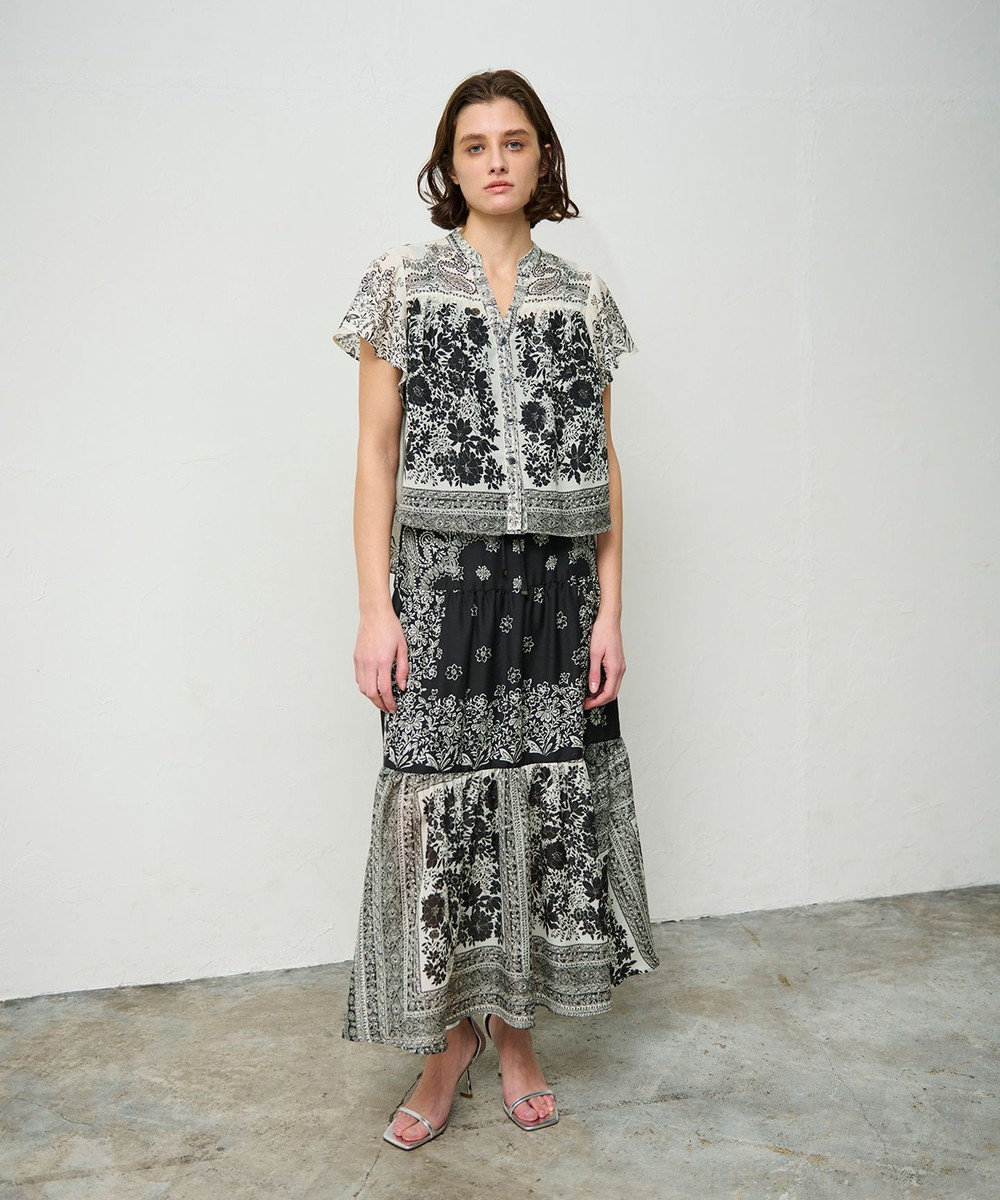 GRACE CONTINENTAL バンダナティアードスカート