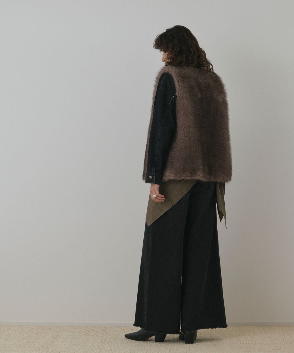 GRACE CONTINENTAL フェイクフォックスファ－ベスト 