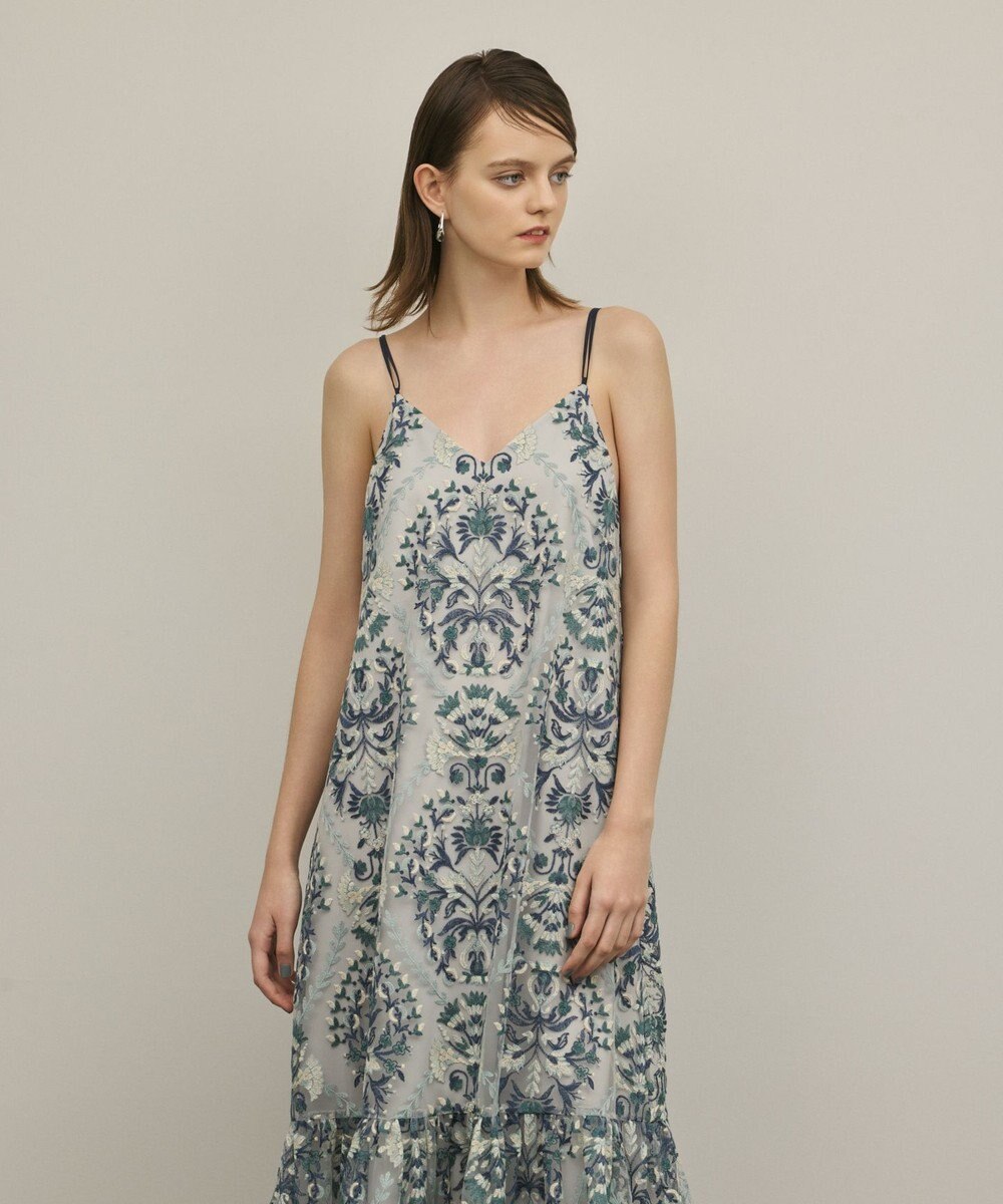 GRACE CONTINENTAL オーナメントembワンピース 