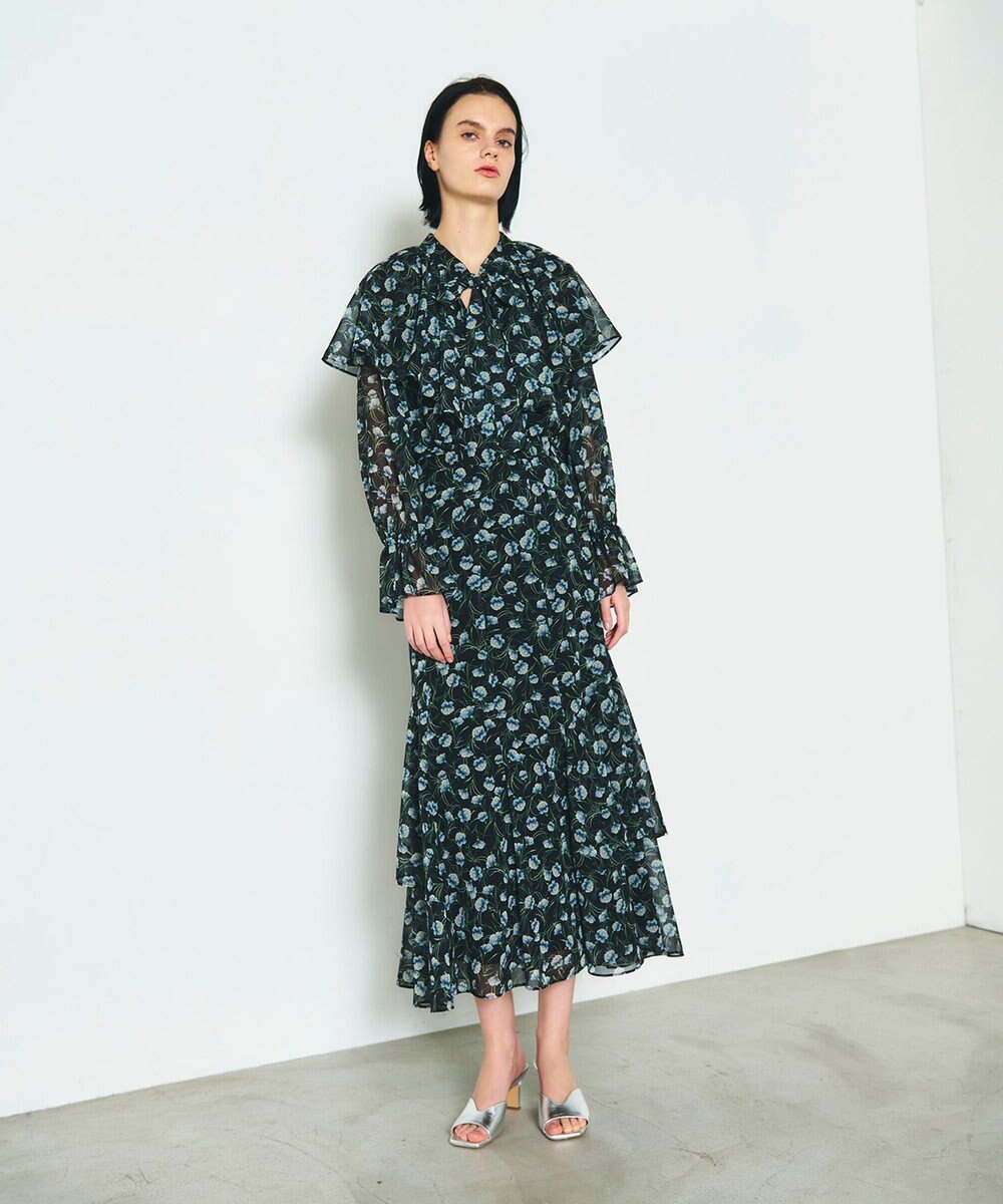 GRACE CONTINENTAL スモールフラワーケープトップ 