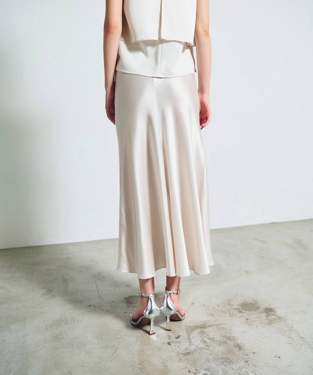 GRACE CONTINENTAL サテンバイアスロングスカート 